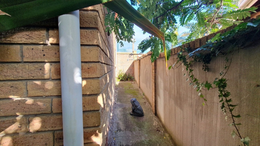 3 Bedroom Property for Sale in Heiderand Western Cape